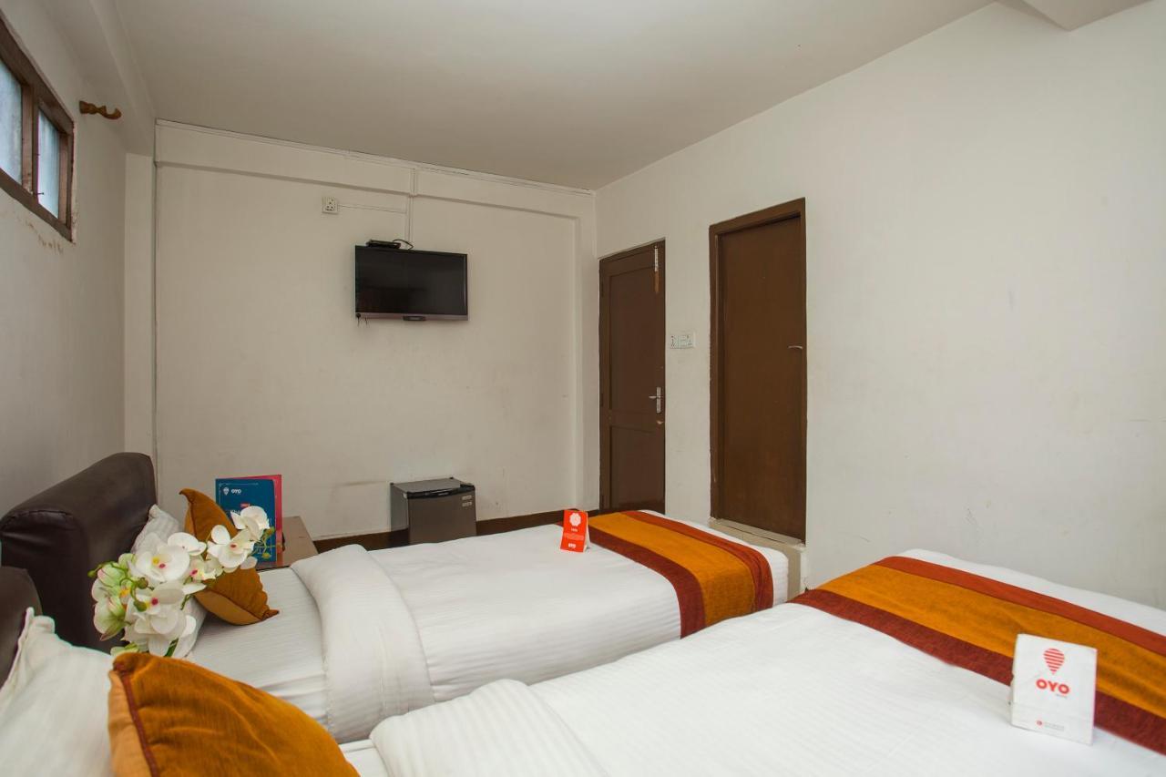Oyo 104 Hotel Baltic Inn Kathmandu Esterno foto