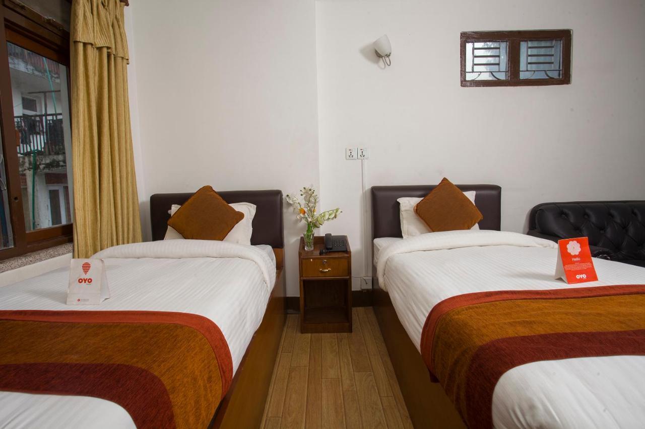 Oyo 104 Hotel Baltic Inn Kathmandu Esterno foto